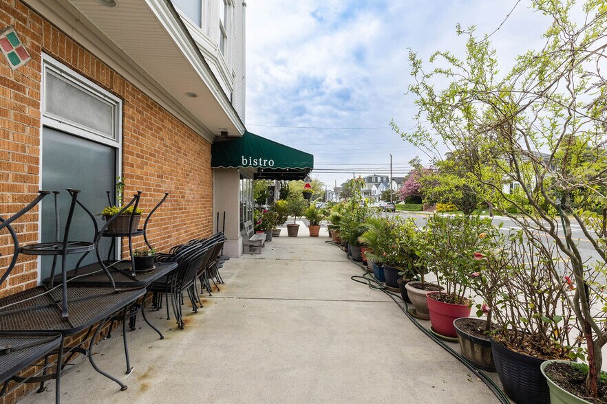 More Photos Of 701 E 4th St, Ocean City Storefront Retail Residential For Sale