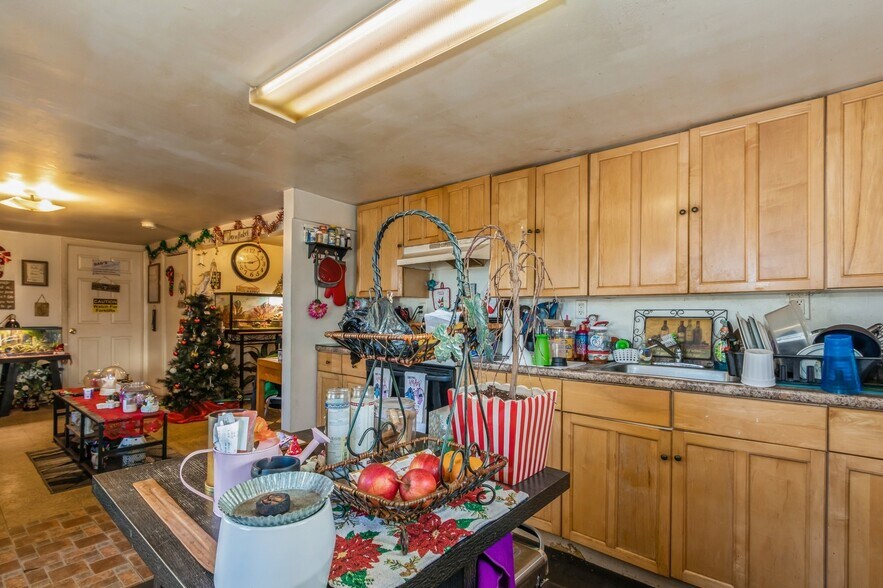 More Photos Of 569 Morton Ave, Rosenhayn General Retail For Sale