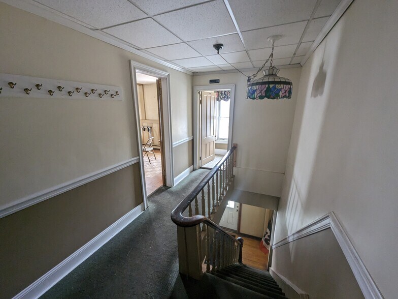 More Photos Of 17 Main St, Ballston Lake Restaurant For Lease