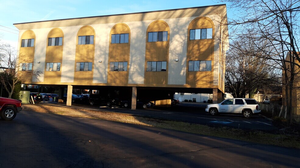 More Photos Of 212 N Main St, North Wales Medical For Lease
