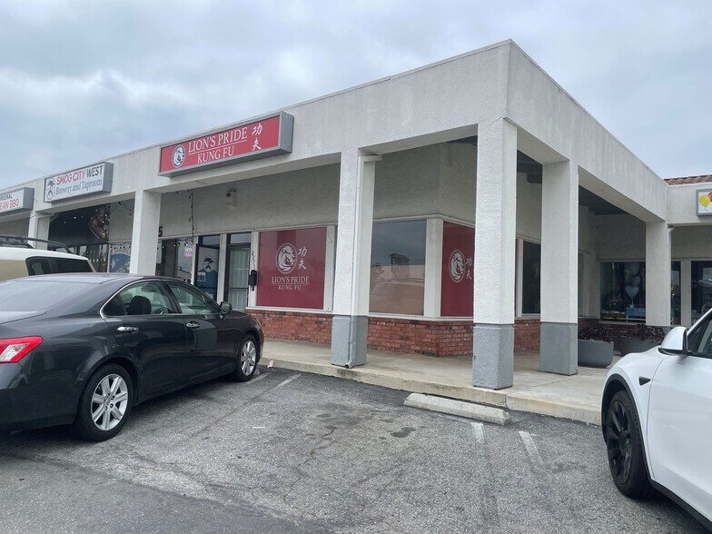 More Photos Of 22733-22929 Hawthorne Blvd, Torrance Unknown For Lease