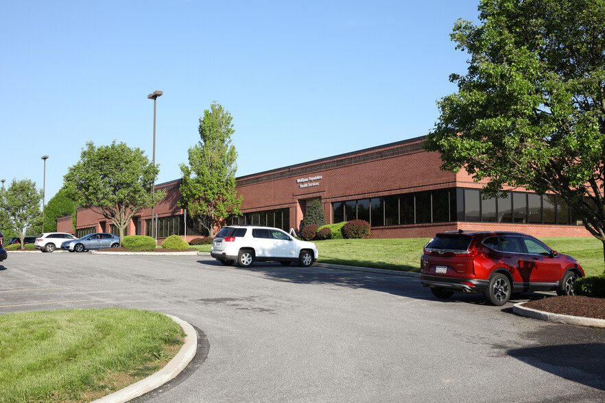 Primary Photo Of 3411-3429 Concord Rd, York Office For Lease