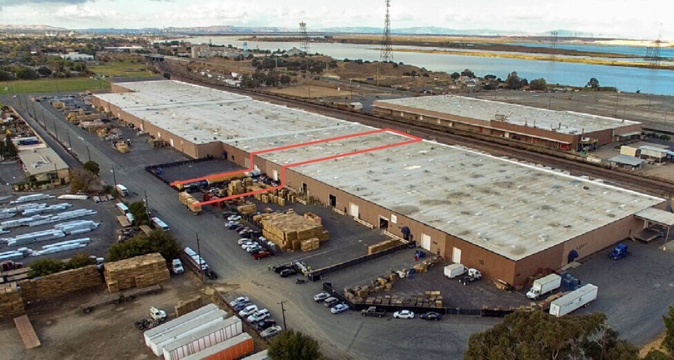 More Photos Of 2100-2300 Wilbur Ln, Antioch Manufacturing For Lease