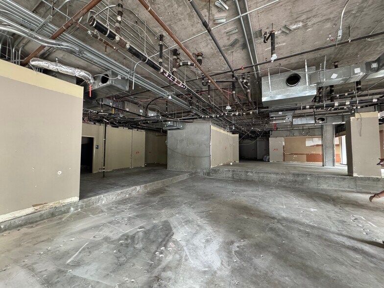 More Photos Of 566 Ash St, San Diego Apartments For Sale