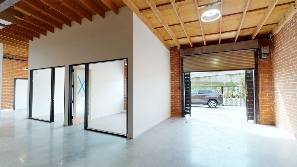 More Photos Of 2222 Cotner Ave, Los Angeles Office For Lease