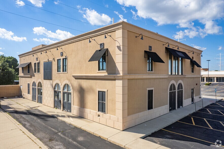 More Photos Of 808 S Route 59, Naperville Unknown For Lease