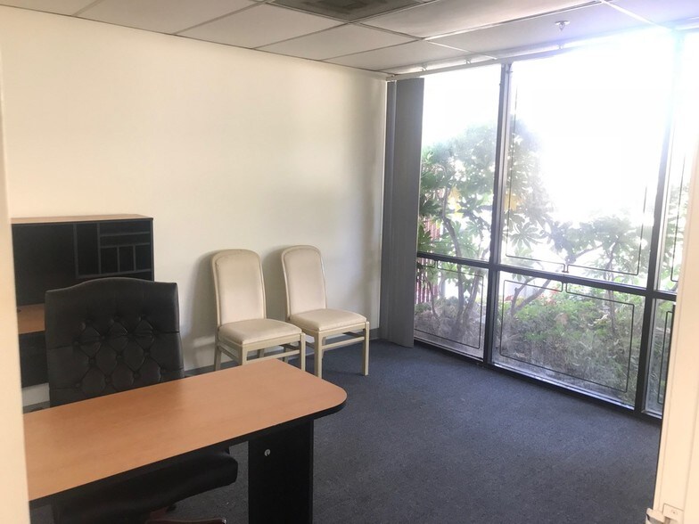 More Photos Of 2446 Pratt Ave, Hayward Warehouse For Lease