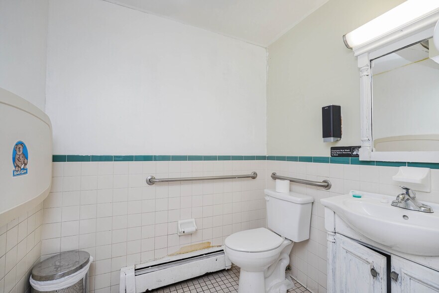 More Photos Of 32 E 130th St, New York Apartments For Sale