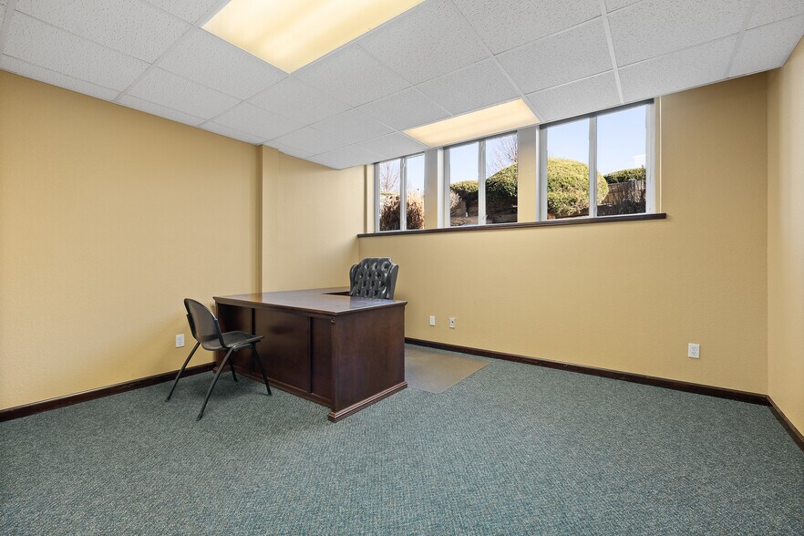 More Photos Of 601 West Blvd, Rapid City Office For Lease