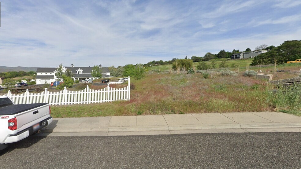 More Photos Of 0 Vineyard Avenue, Lewiston Land For Sale