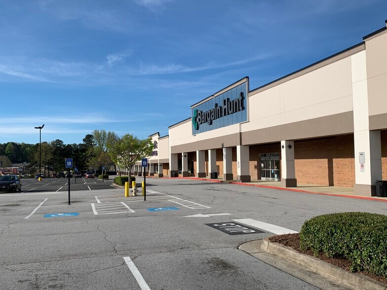 More Photos Of 9559 Highway 5, Douglasville Unknown For Lease