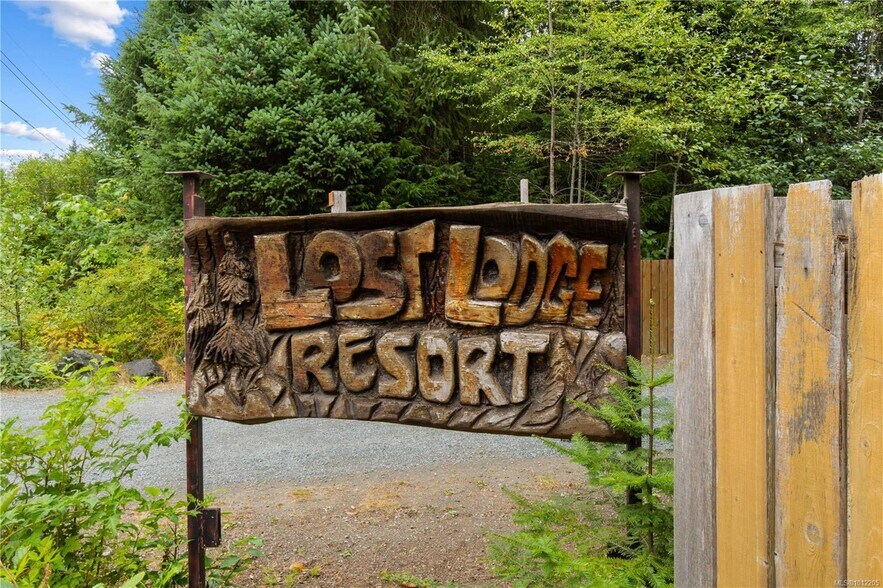 More Photos Of 1747 Nahmint Rd, Qualicum Beach Lodge Meeting Hall For Sale