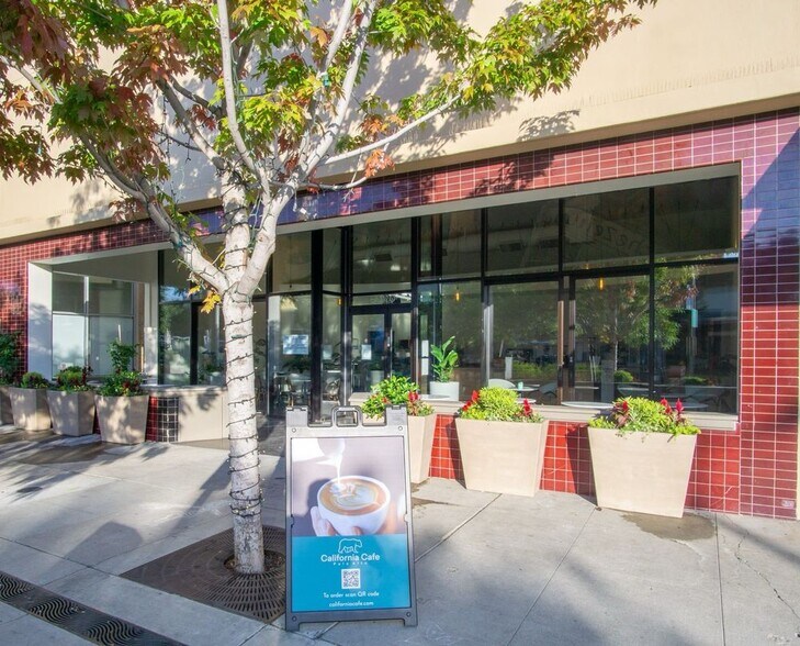 More Photos Of 320 California Ave, Palo Alto Storefront For Lease