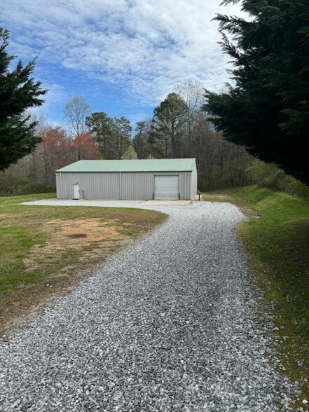 More Photos Of 1245 Old Dahlonega Hwy, Dahlonega Warehouse For Sale