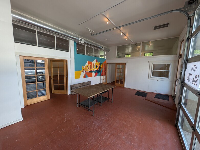 More Photos Of 8836 N Lombard St, Portland Storefront For Lease