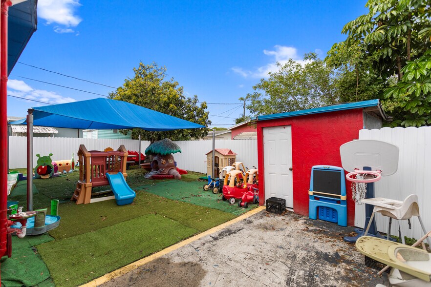 More Photos Of 1781 NW 152nd Ter, Opa-locka Daycare Center For Sale