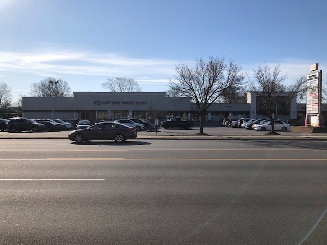 More Photos Of 6133 Jericho Tpke, Commack Storefront For Lease