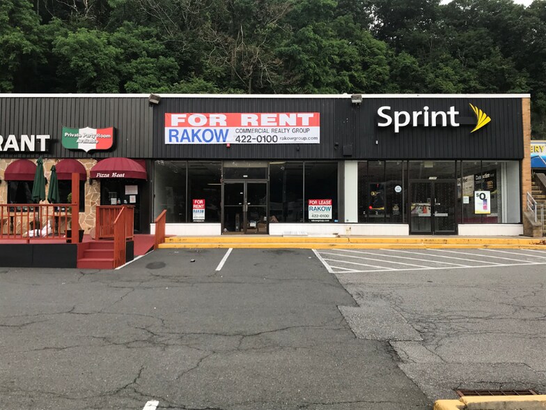 More Photos Of 2575-2595 Central Park Ave, Yonkers Freestanding For Lease