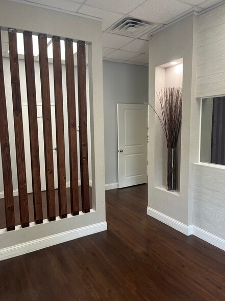More Photos Of 8803 Futures Dr, Orlando Storefront Retail Office For Sale