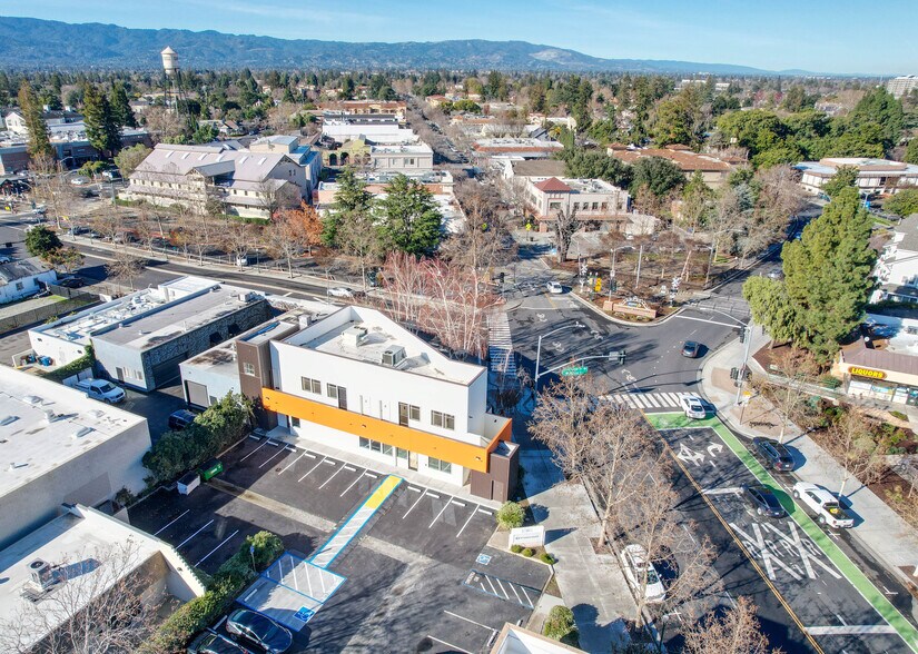 More Photos Of 476 E Campbell Ave, Campbell Unknown For Lease