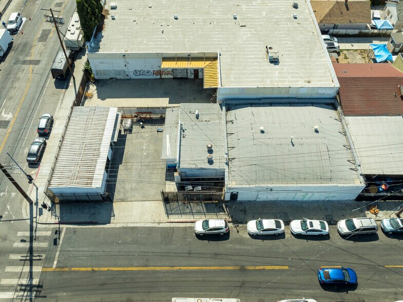 More Photos Of 3408 Trinity St, Los Angeles Warehouse For Sale