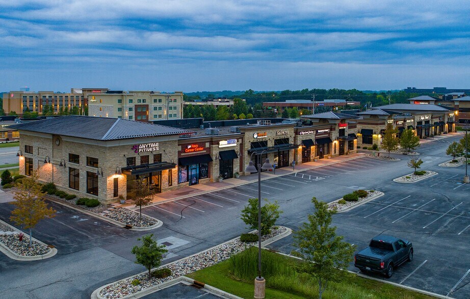 More Photos Of 755 Bielenberg Dr, Woodbury Storefront Retail Office For Lease