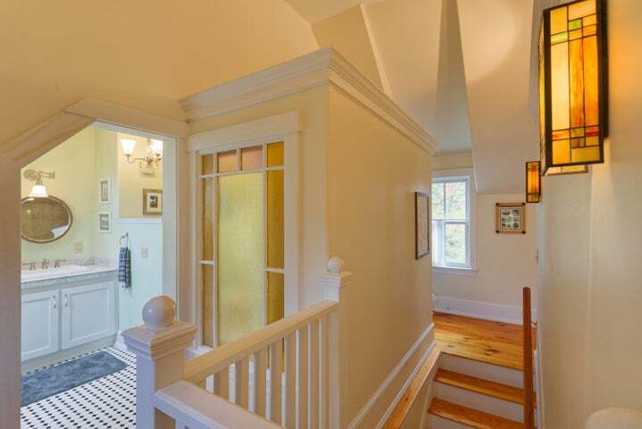 More Photos Of 11 Holbrook St, Freeport Hospitality For Sale