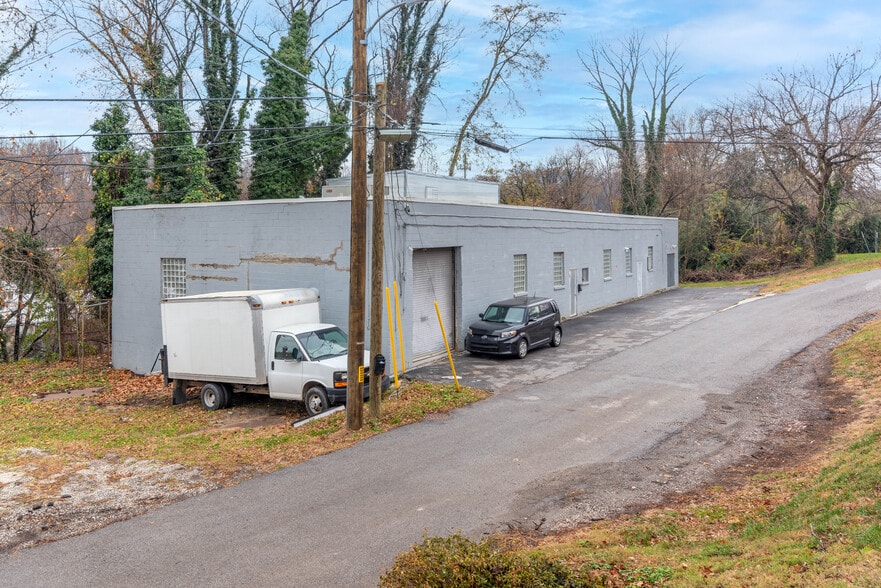 More Photos Of 1401 Clipper Heights, Baltimore Warehouse For Sale