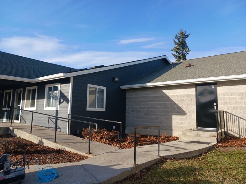 More Photos Of 1224 N Idaho St, Post Falls Coworking Space