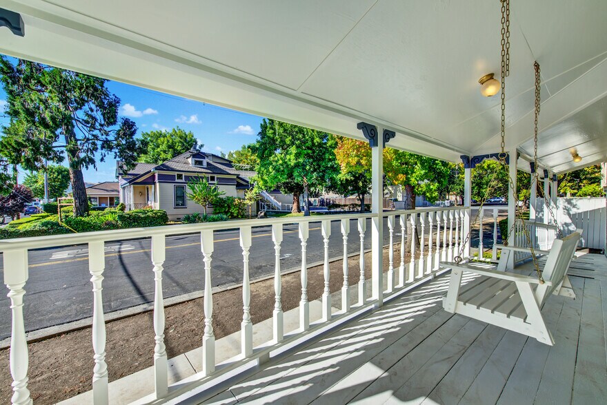 More Photos Of 354 Cernon St, Vacaville Office For Sale