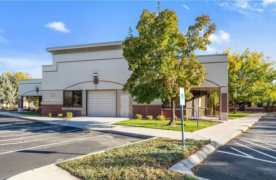 More Photos Of 703 S Americana Blvd, Boise Office For Sale