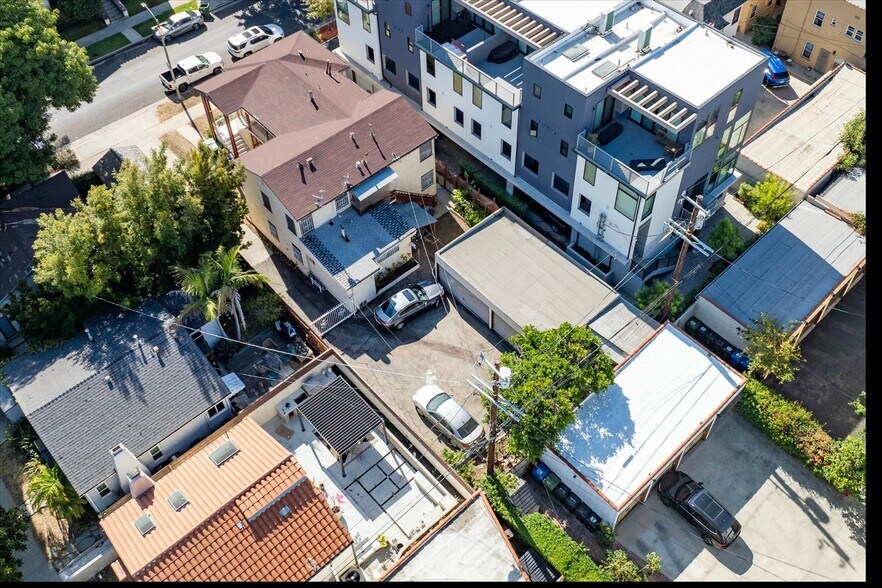More Photos Of 457 N Stanley Ave, Los Angeles Apartments For Sale