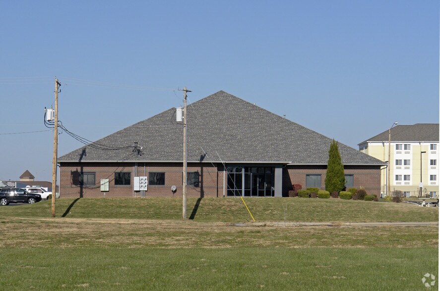 More Photos Of 1331 Park Plaza Dr, O'Fallon Office For Lease