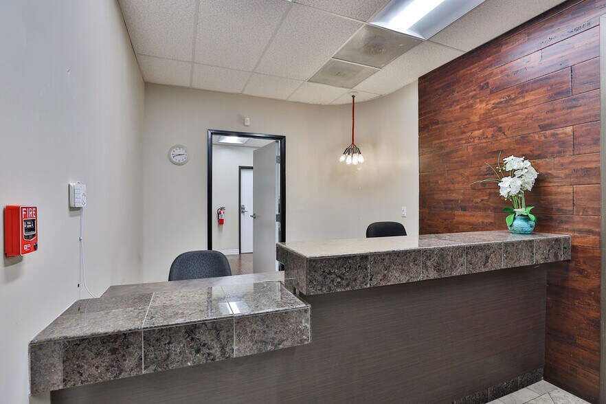 More Photos Of 7051 Alvarado Rd, La Mesa Medical For Sale