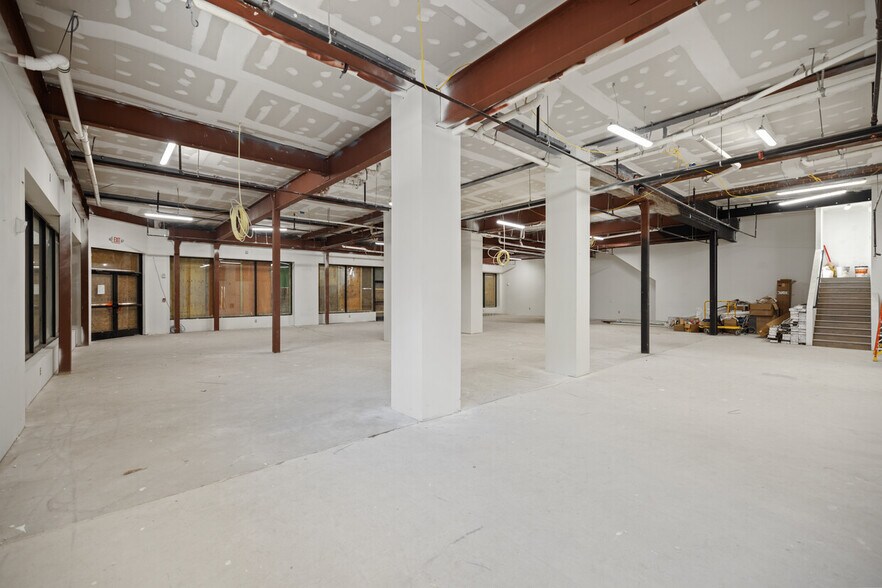 More Photos Of 1916 15th St SE, Washington Apartments For Sale