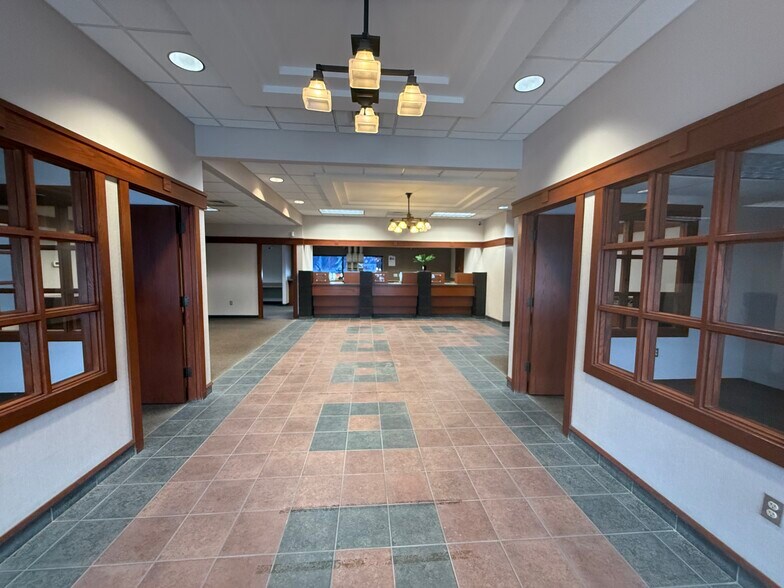 More Photos Of 3177 Main st, Emmett Office For Sale