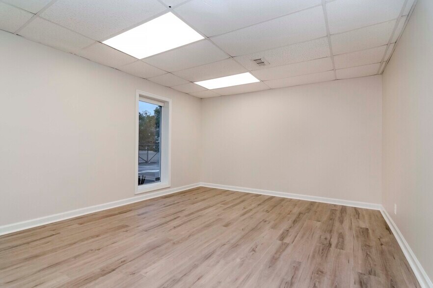 More Photos Of 3205 W Waters Ave, Tampa Medical For Sale