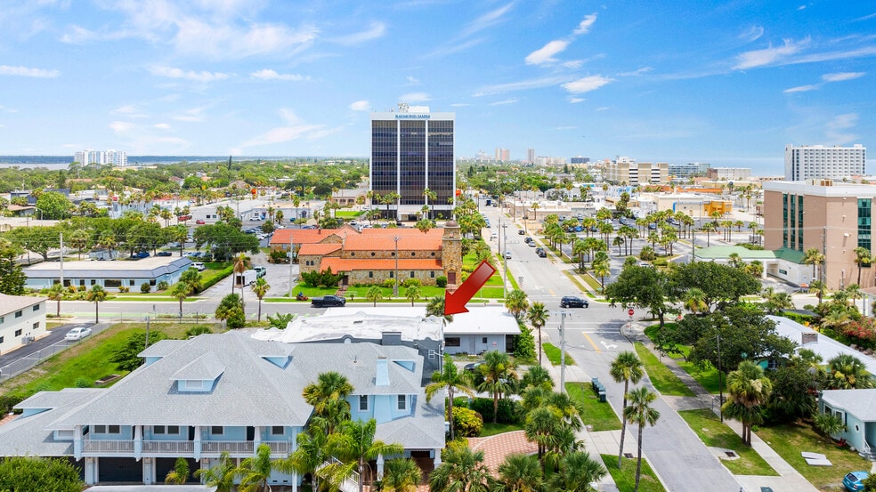 More Photos Of 419 N Wild Olive Ave, Daytona Beach Apartments For Sale