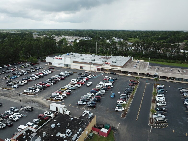 More Photos Of 1756-1784 Highway 17 N, Surfside Beach General Retail For Lease