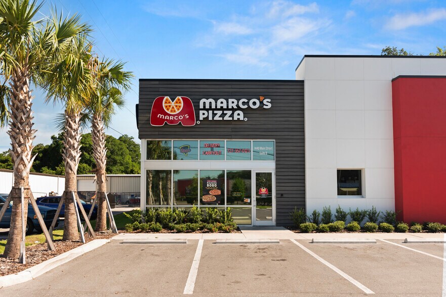 More Photos Of 1440 Main St, Dunedin General Retail For Lease