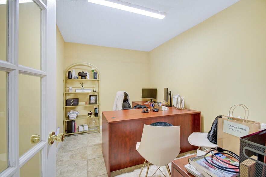 More Photos Of 2730 US 1, Saint Augustine Office For Sale