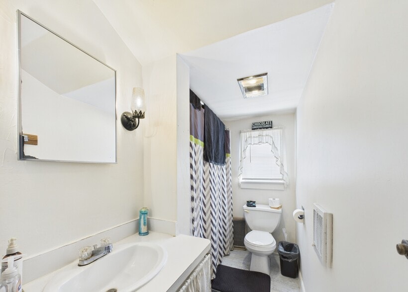 More Photos Of 6640 State Route 5 and 20, Bloomfield Manufacturing For Sale