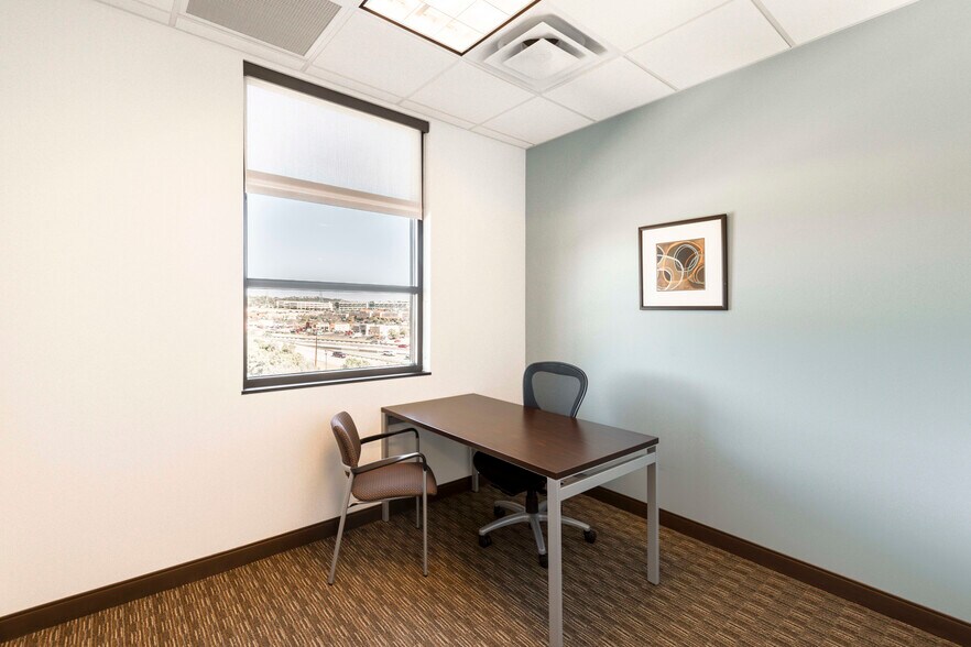 More Photos Of 17806 W Interstate 10, San Antonio Coworking Space
