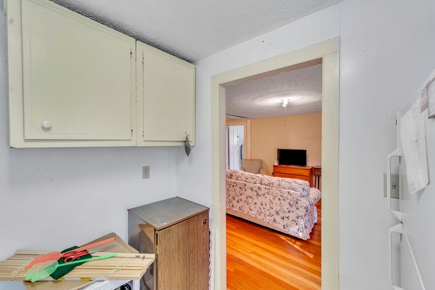 More Photos Of 7667 State Highway 80, Springfield Center Hotel For Sale