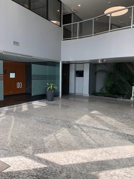 More Photos Of 25227 Grogans Mill Rd, The Woodlands Office For Lease