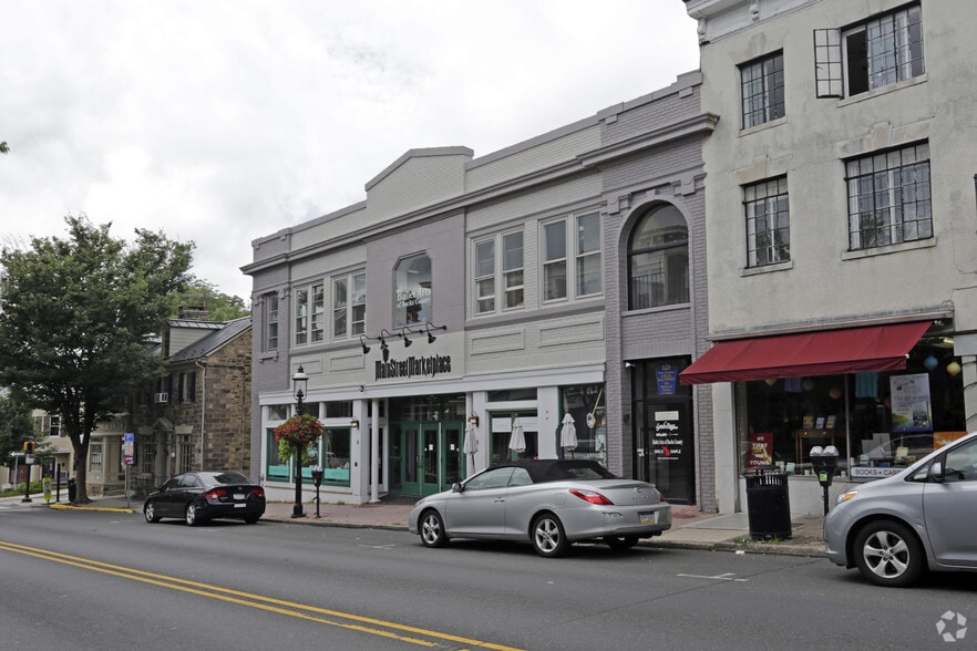 More Photos Of 22-28 S Main St, Doylestown General Retail For Lease