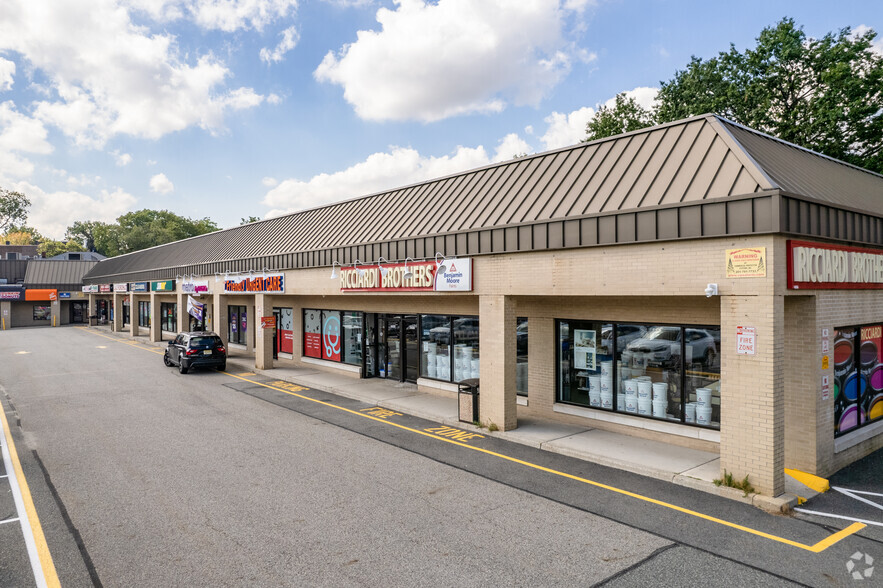 Primary Photo Of 1400-1428 Teaneck Rd, Teaneck Unknown For Lease