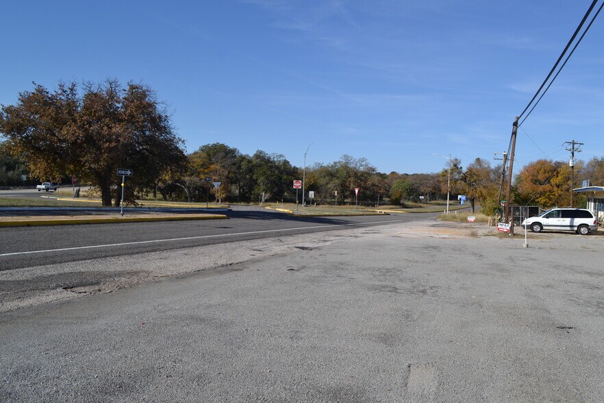 More Photos Of 220 Highway 261, Buchanan Dam Restaurant For Lease