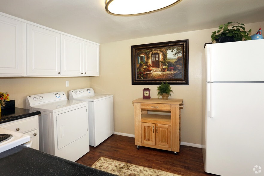 More Photos Of 5473 27th St S, Saint Petersburg Apartments For Sale