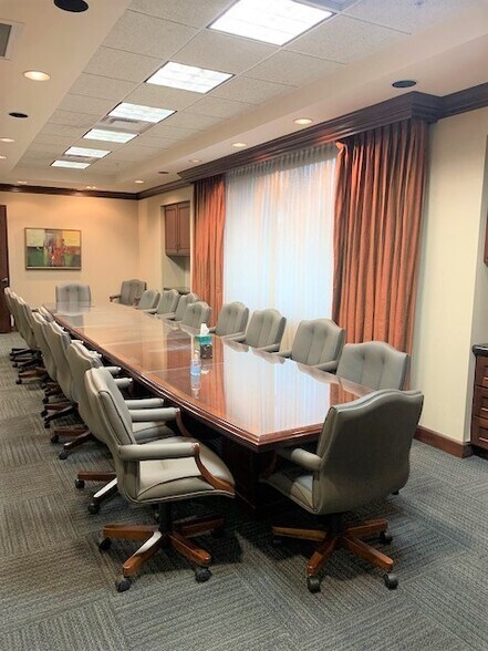 More Photos Of 11400 Parkside Dr, Knoxville Loft Creative Space For Lease